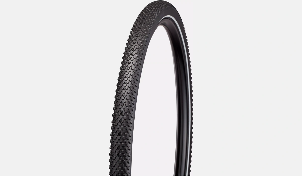 00324 0204 TIRE HEMISPHERE FLAT RESISTANT ALLTERRAIN BLK 700X47C HERO scaled
