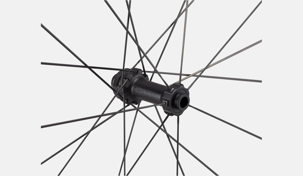 30022 540 WHL ALPINIST CLX TUBELESS SATIN CARBON GLOSS BLK 700C F 3 scaled