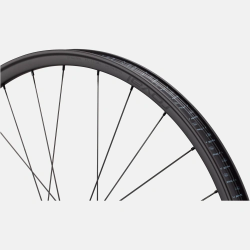 30124 925 TRAVERSE HD 240 29 6B FRONT 28H 240 DEG CARBON BLK DEPTH PDP