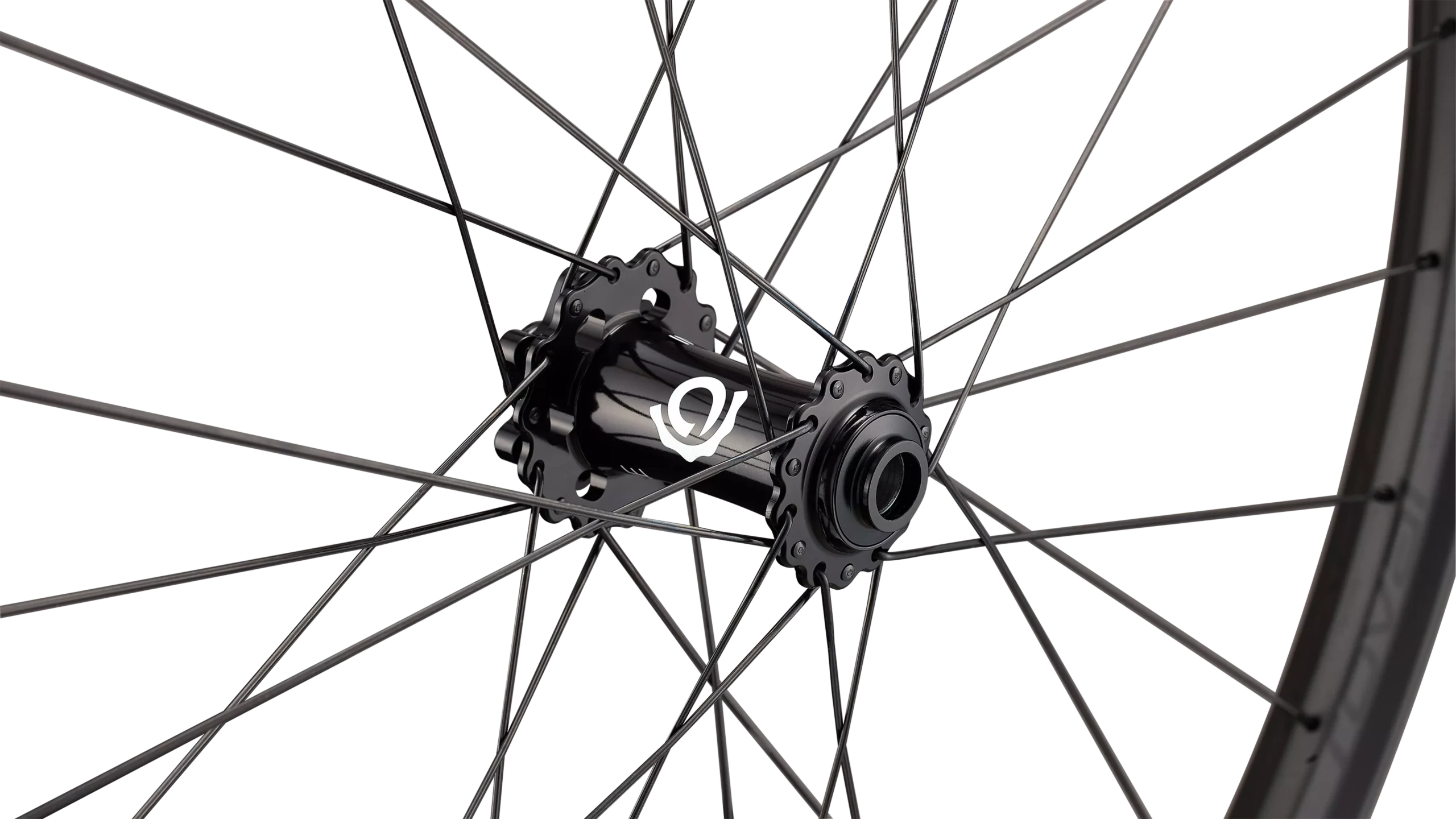 30125 810 TRAVERSE SL II HYDRA 6B 29 FRONT 28H SATIN CARBON SATIN BLK FRONT HUB PDP scaled