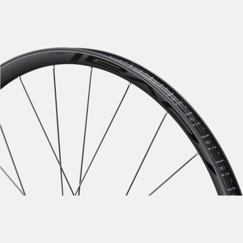 30126 321 CONTROL SL VI SOLIX 29 REAR 24H SATIN CARBON GLOSS BLK DEPTH