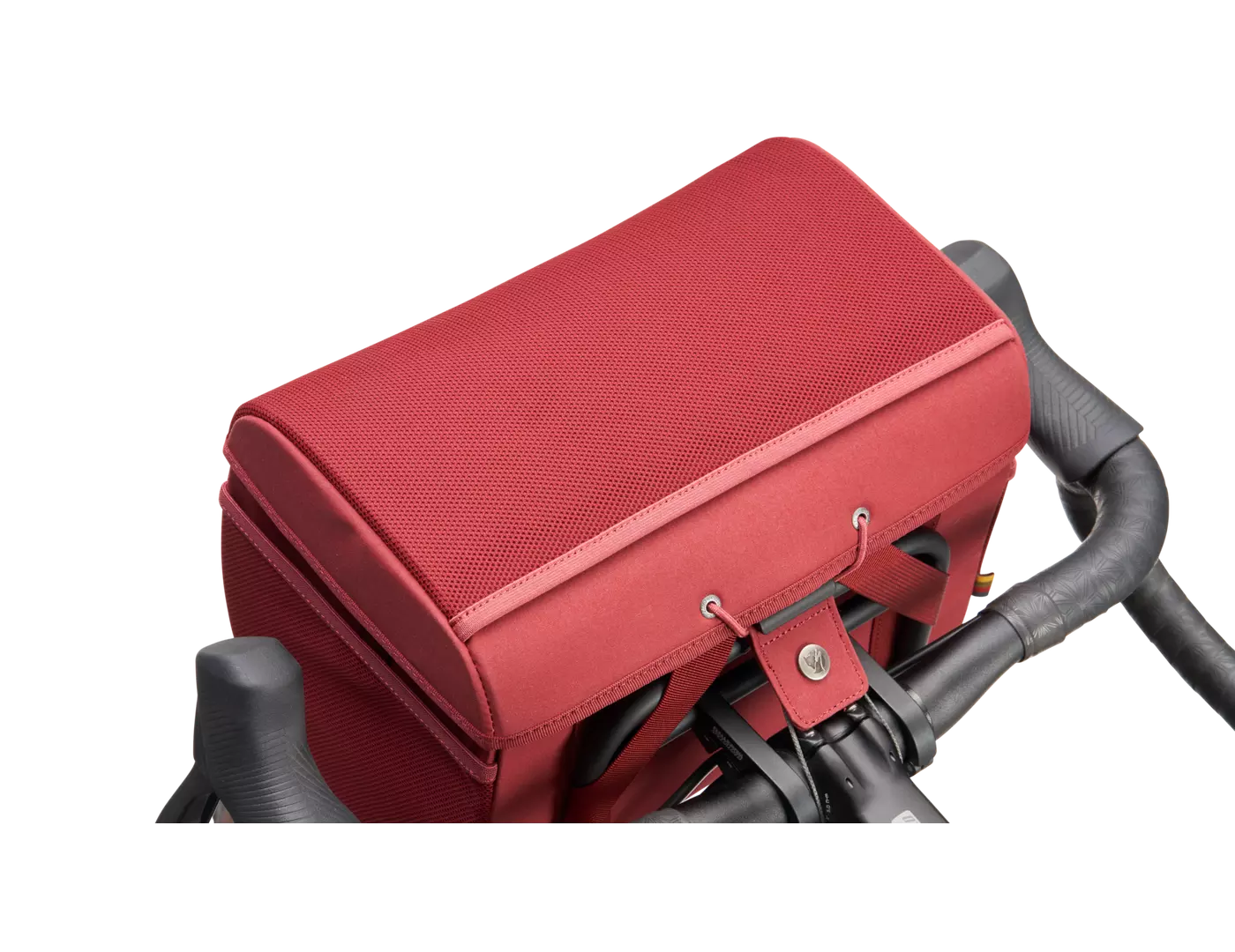41123 683 BAG S F HANDLEBAR BAG OX RED DETAIL1