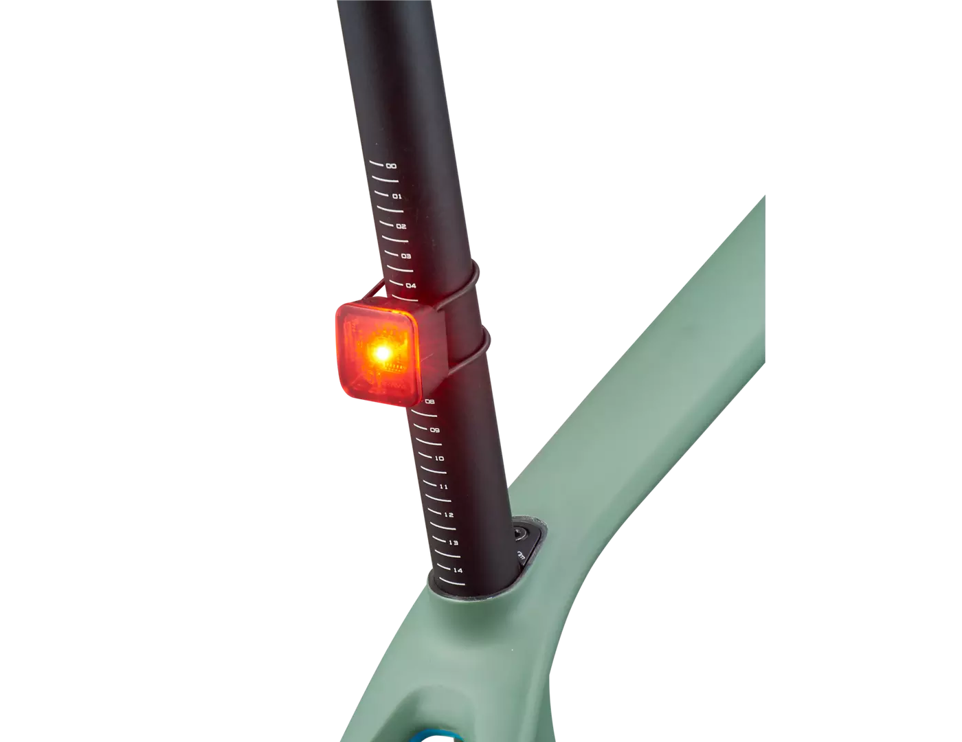 49120-240_LGHT_FLASHBACK-TAILLIGHT_DETAIL-3 49120 240 LGHT FLASHBACK TAILLIGHT DETAIL 3 1