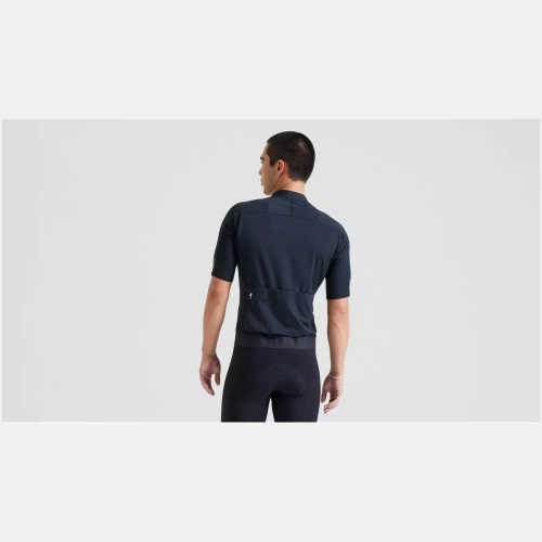 64023-780_APP_FOUNDATION-JERSEY-SS-MEN-BLK_BACK 64023 780 APP FOUNDATION JERSEY SS MEN BLK BACK