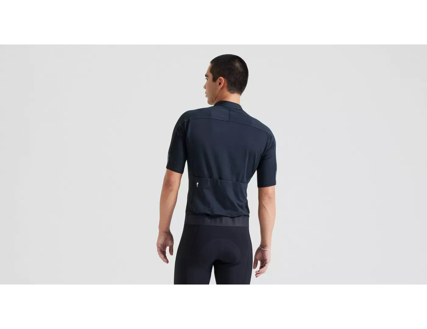 64023-780_APP_FOUNDATION-JERSEY-SS-MEN-BLK_BACK 64023 780 APP FOUNDATION JERSEY SS MEN BLK BACK