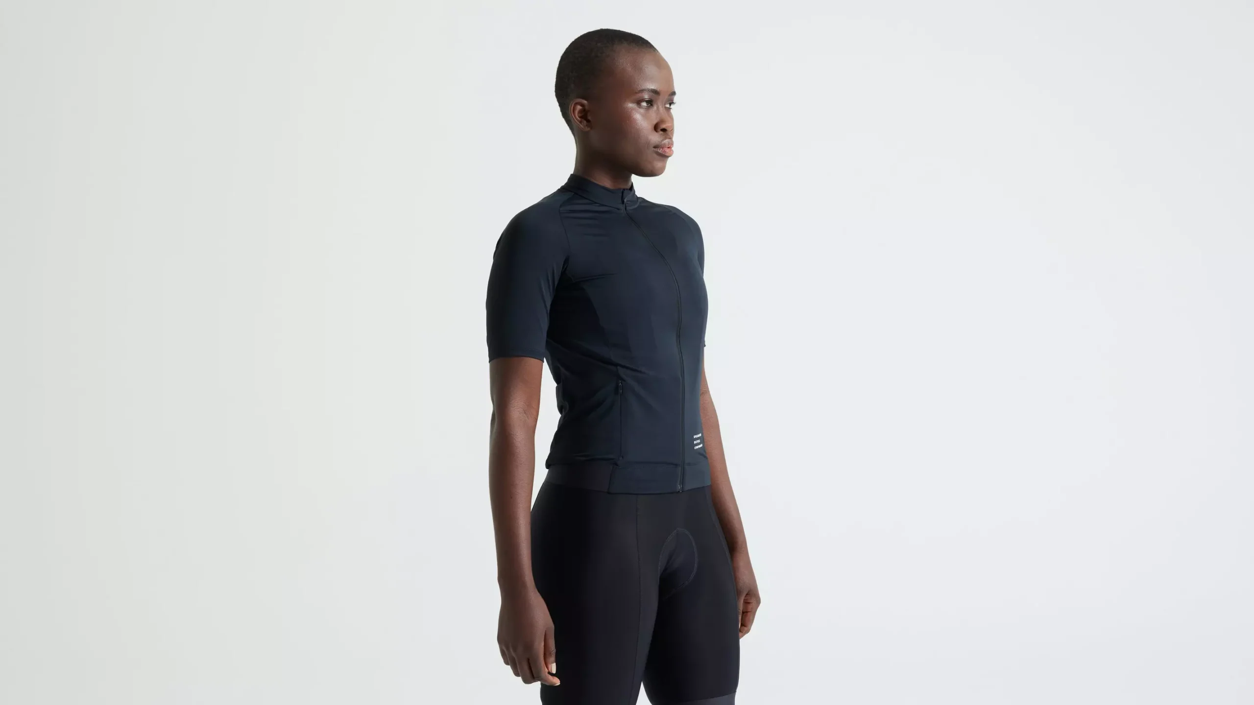 64023 801 APP FOUNDATION JERSEY SS WMN BLK 4 scaled