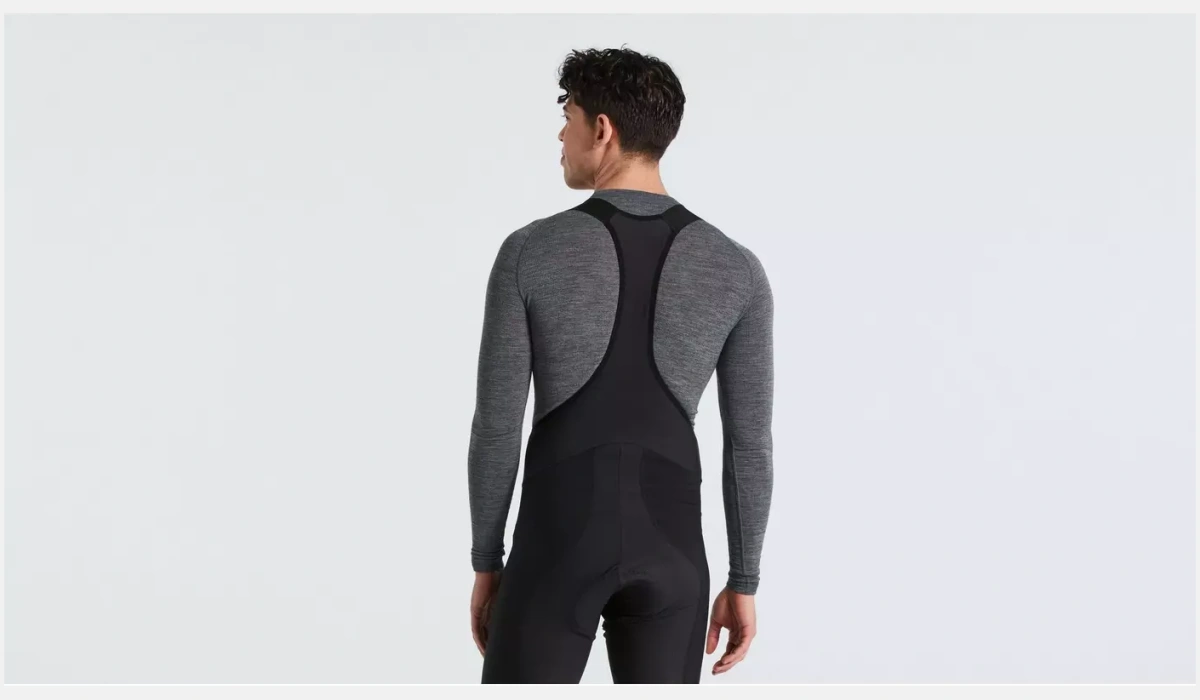 64122 050 APP SEAMLESS MERINO BASELAYER LS MEN GRY S M BACK