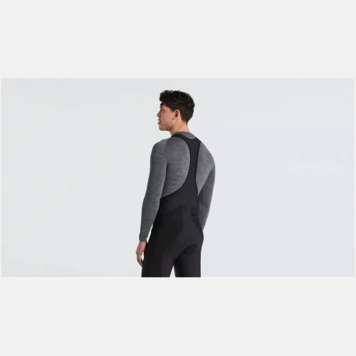 64122-050_APP_SEAMLESS-MERINO-BASELAYER-LS-MEN-GRY-S-M_REAR-3-4 64122 050 APP SEAMLESS MERINO BASELAYER LS MEN GRY S M REAR 3 4