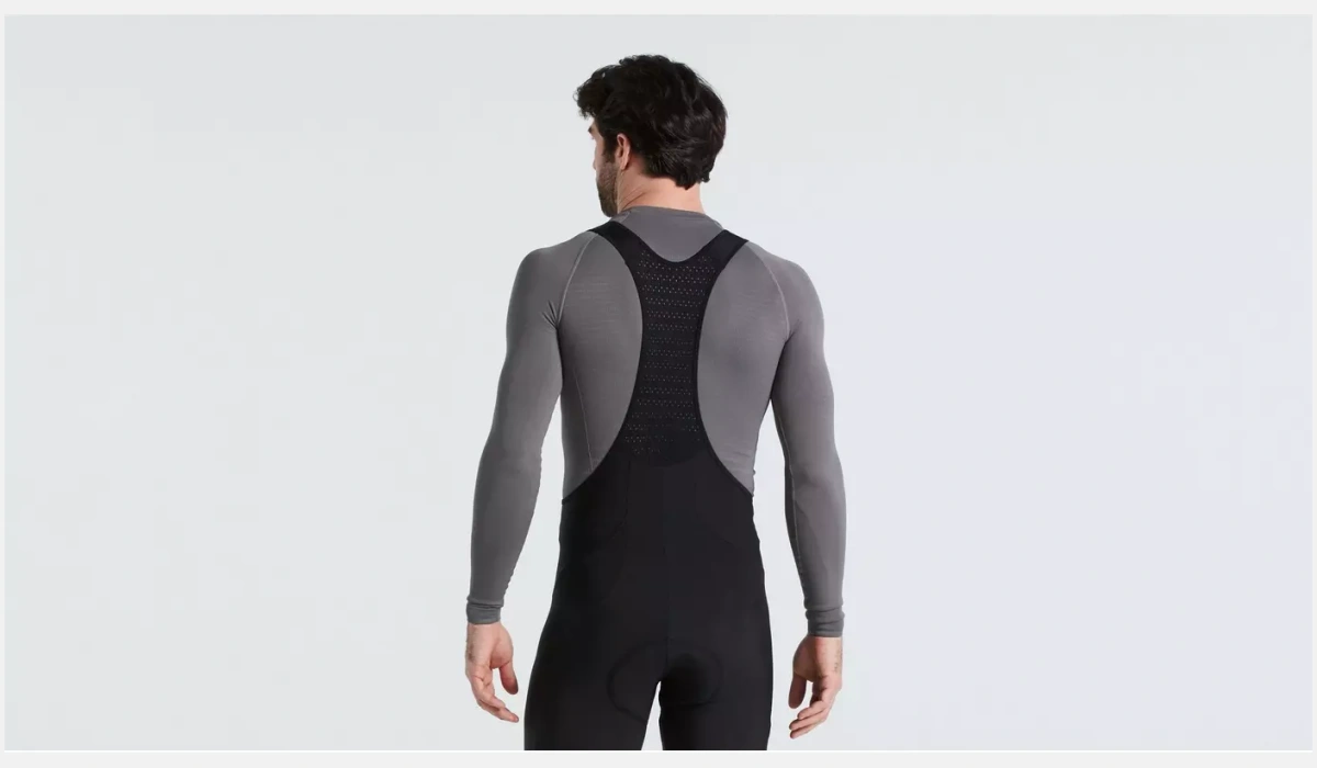 64122 080 APP SEAMLESS BASELAYER LS MEN GRY S M BACK