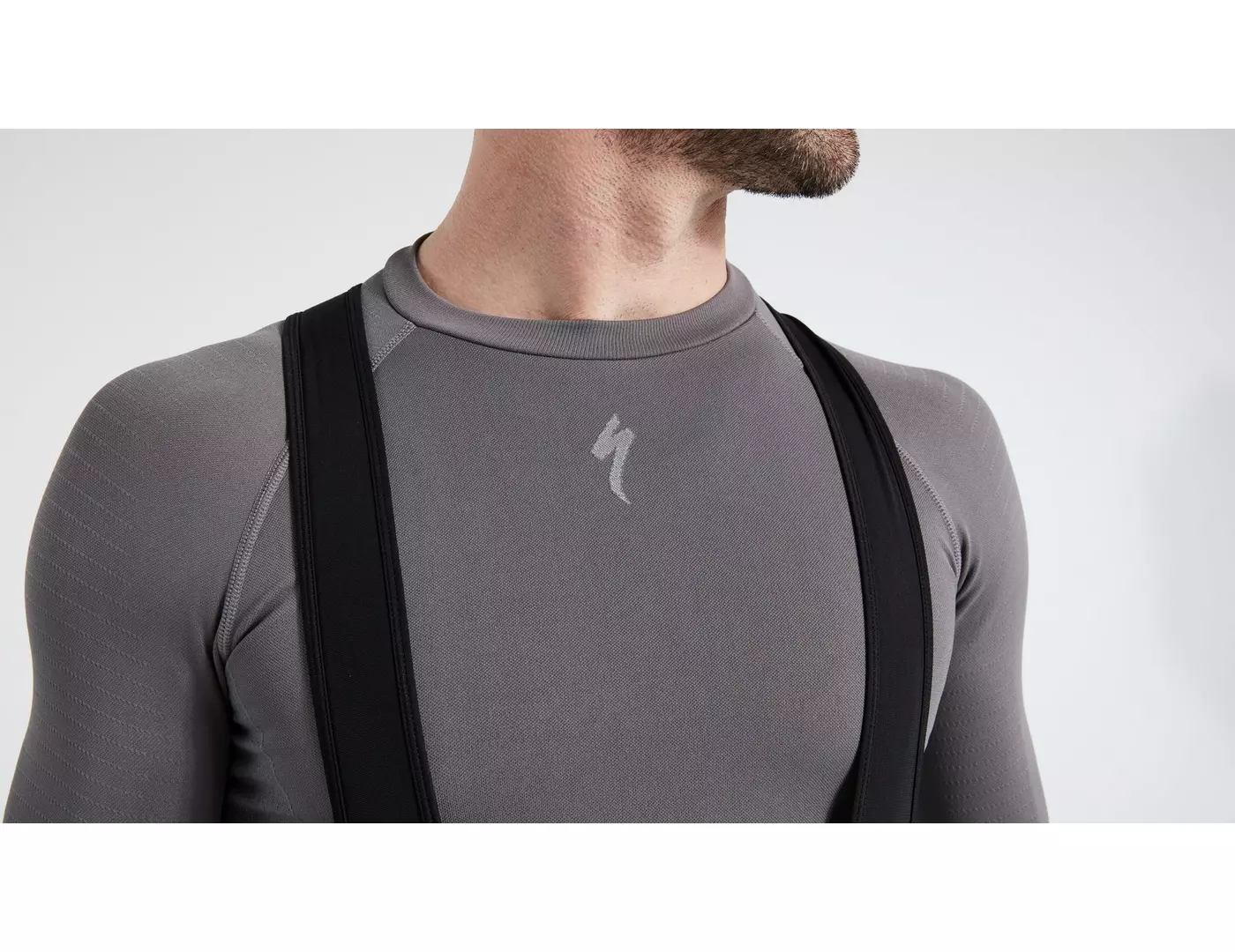 64122-080_APP_SEAMLESS-BASELAYER-LS-MEN-GRY-S-M_DETAIL1 64122 080 APP SEAMLESS BASELAYER LS MEN GRY S M DETAIL1