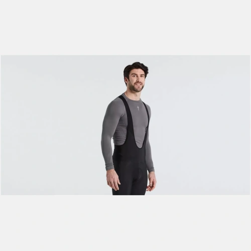 64122-080_APP_SEAMLESS-BASELAYER-LS-MEN-GRY-S-M_FRONT-3-4 64122 080 APP SEAMLESS BASELAYER LS MEN GRY S M FRONT 3 4