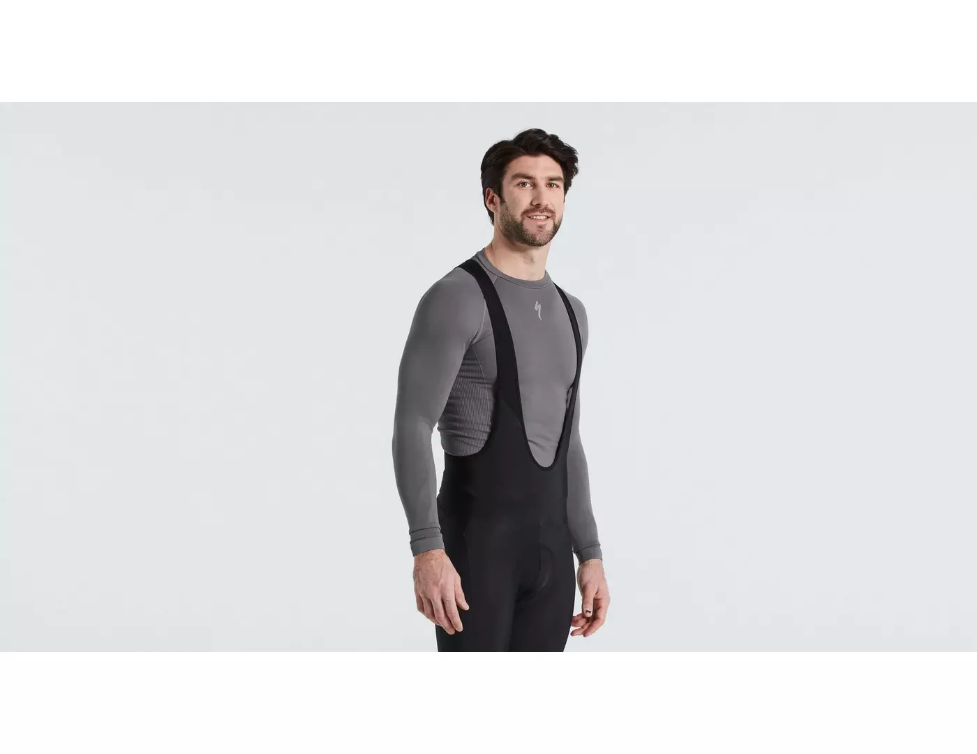 64122-080_APP_SEAMLESS-BASELAYER-LS-MEN-GRY-S-M_FRONT-3-4 64122 080 APP SEAMLESS BASELAYER LS MEN GRY S M FRONT 3 4