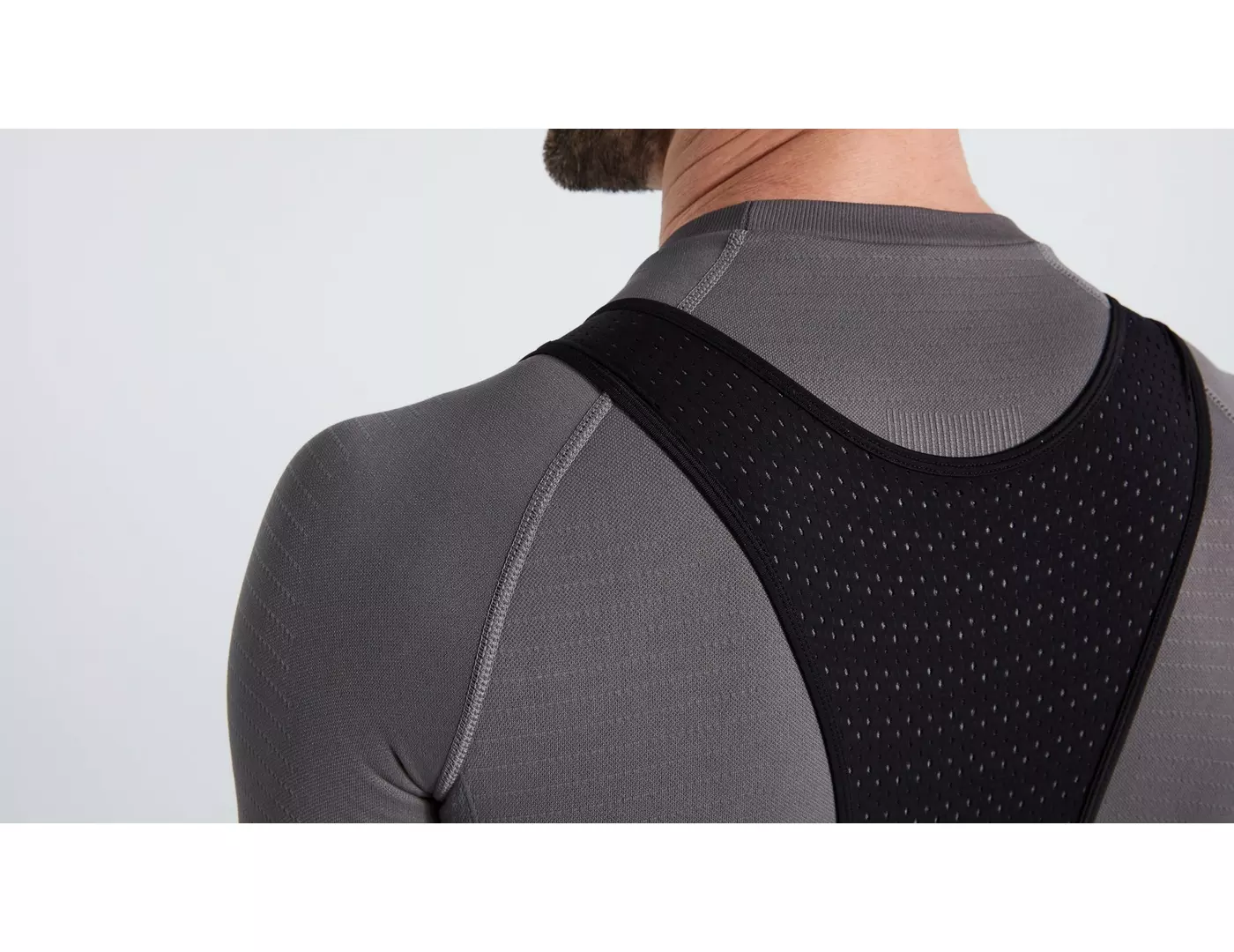 64122-085_APP_SEAMLESS-BASELAYER-SS-MEN-GRY-S-M_DETAIL3 64122 085 APP SEAMLESS BASELAYER SS MEN GRY S M DETAIL3