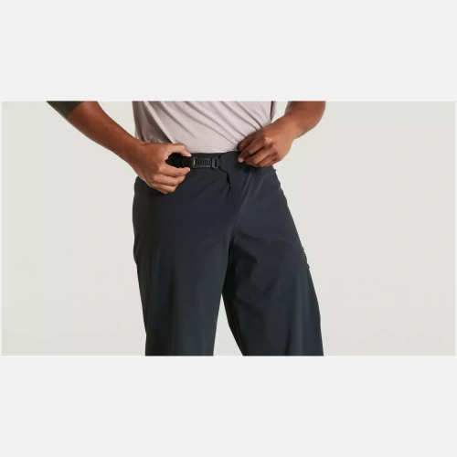 64221-360_APP_TRAIL-AIR-SHORT-MEN-BLK-32_DETAIL1 64221 360 APP TRAIL AIR SHORT MEN BLK 32 DETAIL1