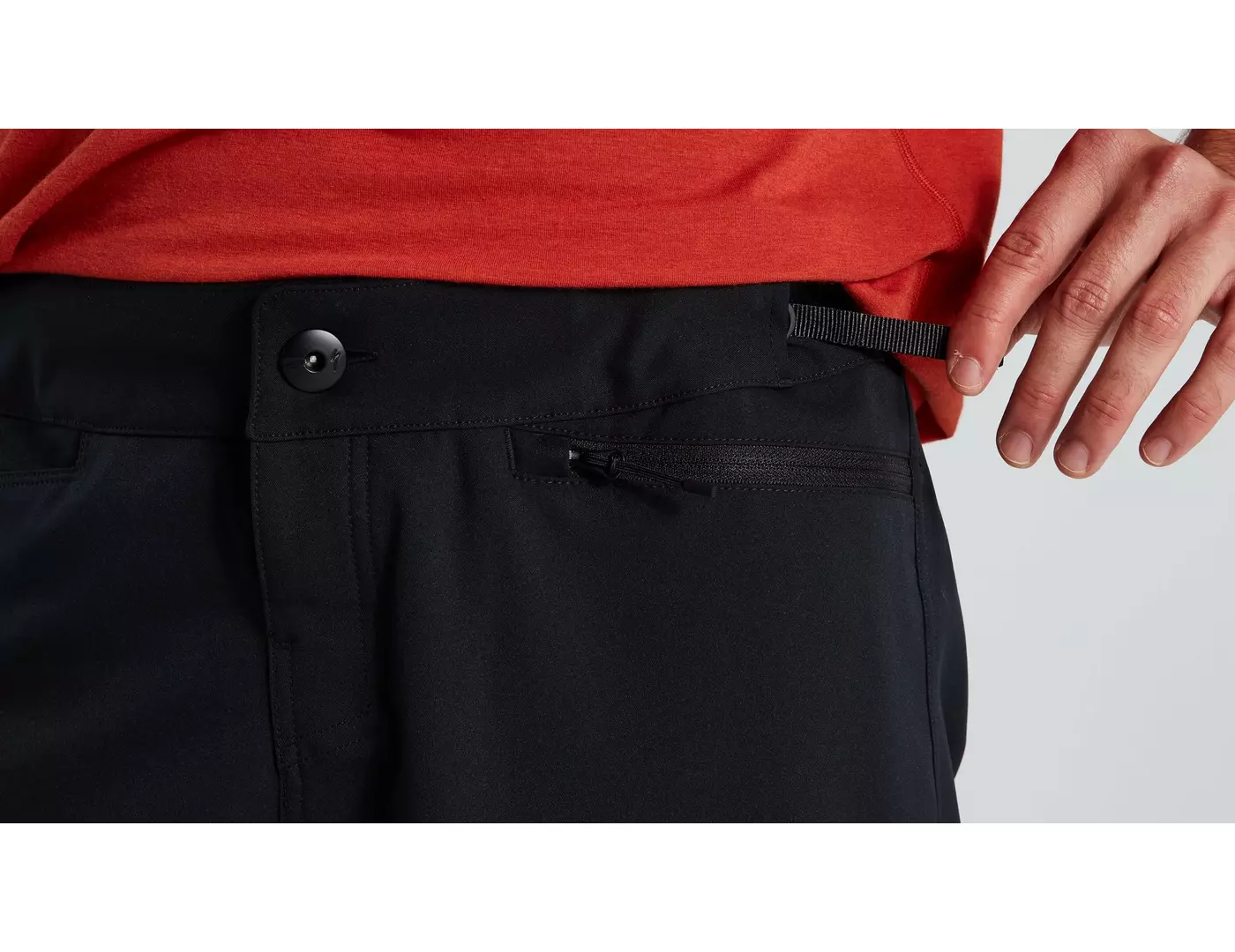 64221 8003 APP TRAIL SHORT W LINER MEN BLK 32 DETAIL1