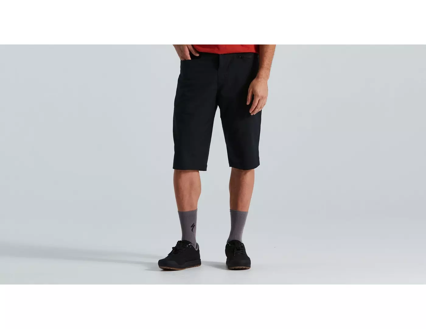 64221 8003 APP TRAIL SHORT W LINER MEN BLK 32 HERO