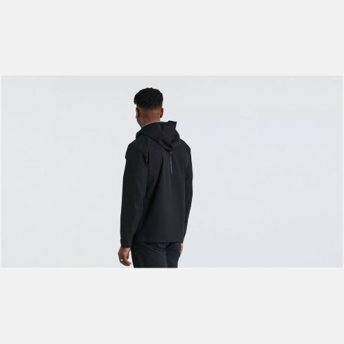 64422-810_APP_TRAIL-RAIN-JACKET-MEN-BLK-M_REAR-3-4 64422 810 APP TRAIL RAIN JACKET MEN BLK M REAR 3 4