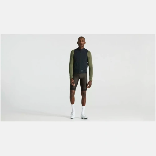 64423-020_APP_PRIME-WIND-VEST-MEN-BLK_HERO 64423 020 APP PRIME WIND VEST MEN BLK HERO