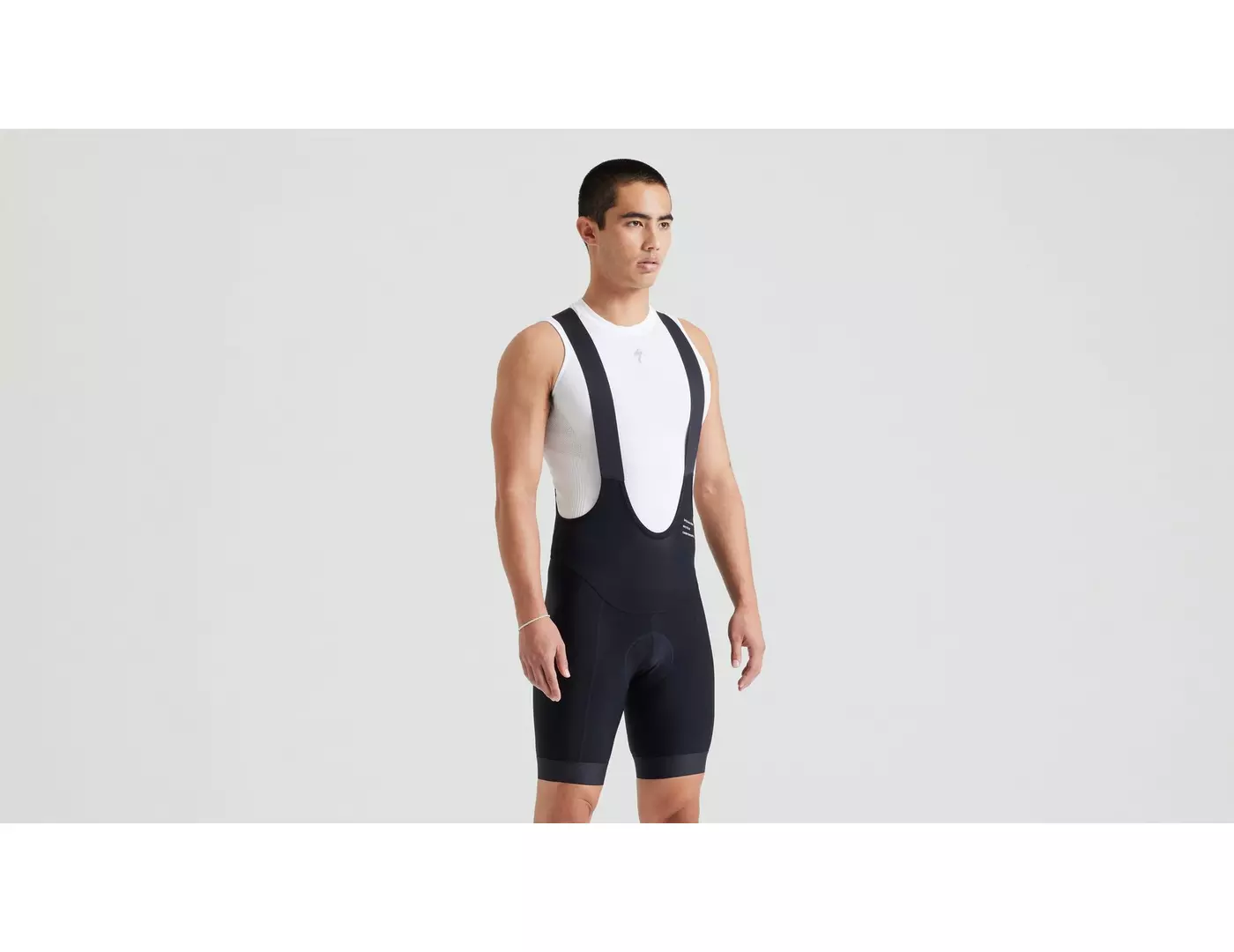 64523-280_APP_FOUNDATION-BIB-SHORT-MEN-BLK_FRONT-3-4 64523 280 APP FOUNDATION BIB SHORT MEN BLK FRONT 3 4
