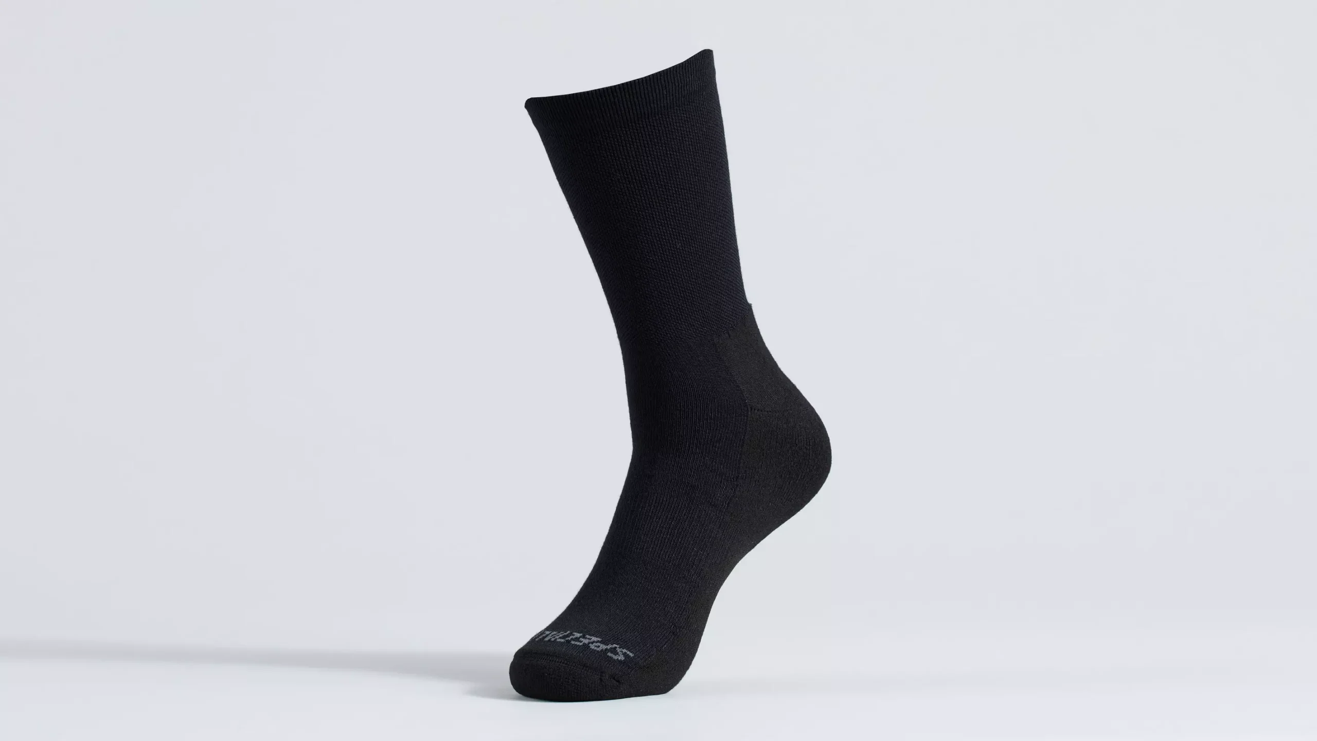 64722 340 APP PRIMALOFT LIGHTWEIGHT TALL LOGO SOCK BLK 2 scaled