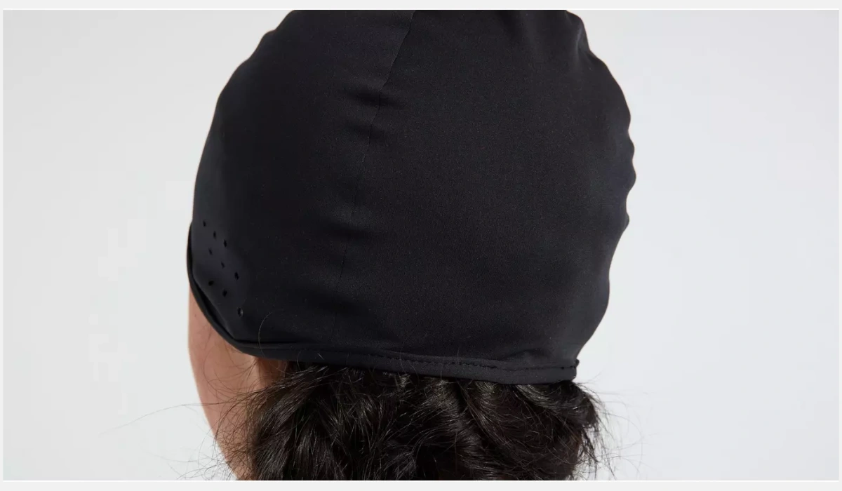 64822 530 APP NEOSHELL RAIN BEANIE BLK S M DETAIL2