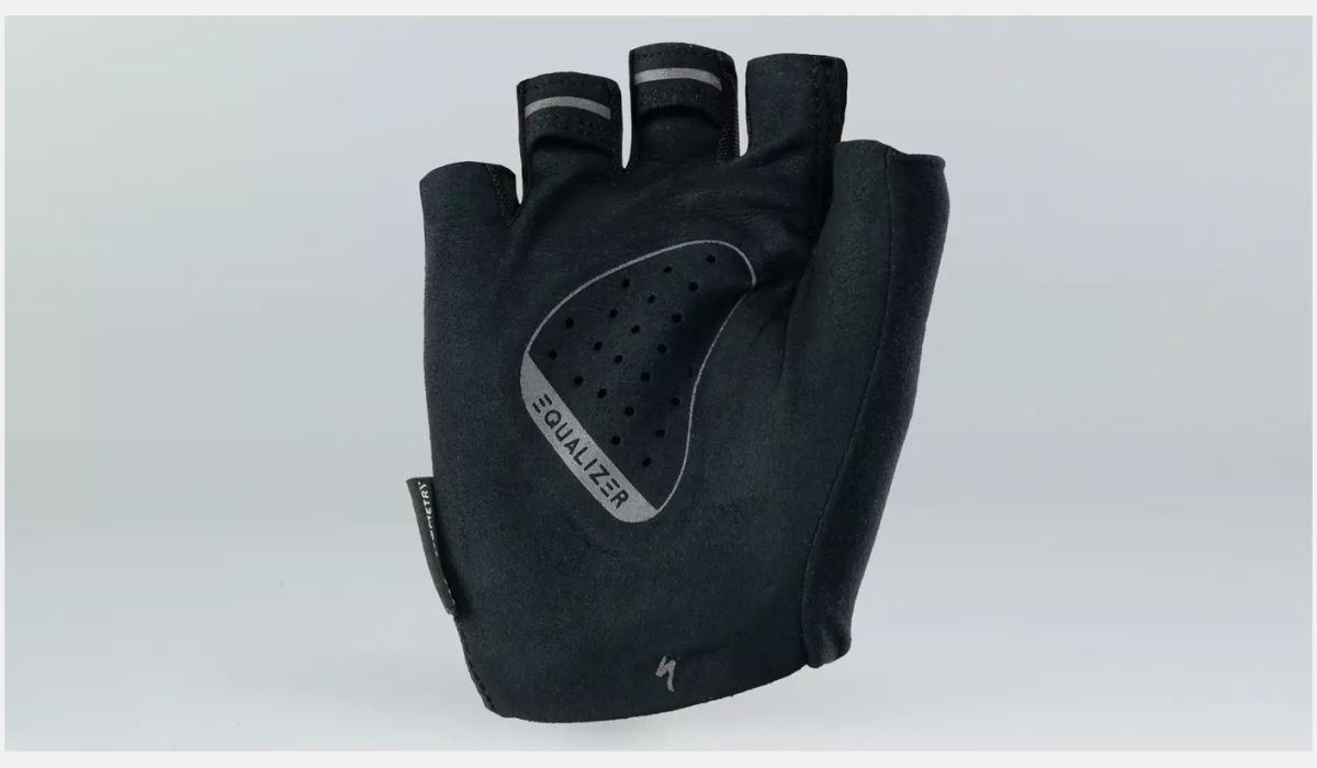 67019 124 GLV BG GRAIL GLOVE SF BLK M PALM