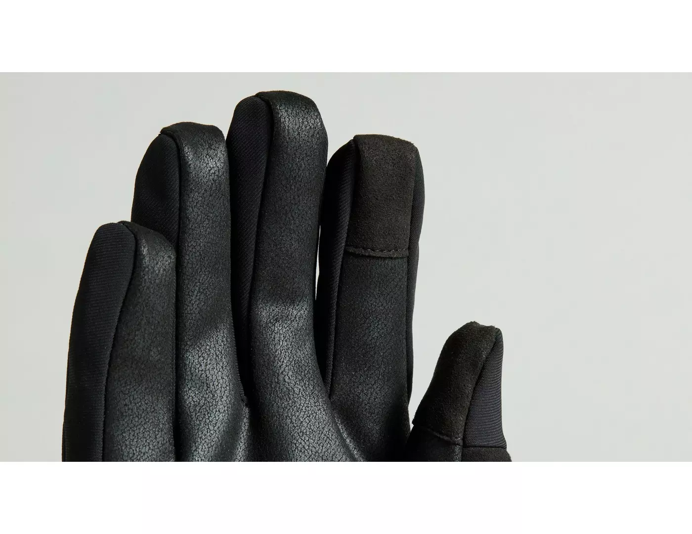 67223-300_APP_SOFTSHELL-DEEP-WINTER-GLOVE-LF-BLK_DETAIL2 67223 300 APP SOFTSHELL DEEP WINTER GLOVE LF BLK DETAIL2