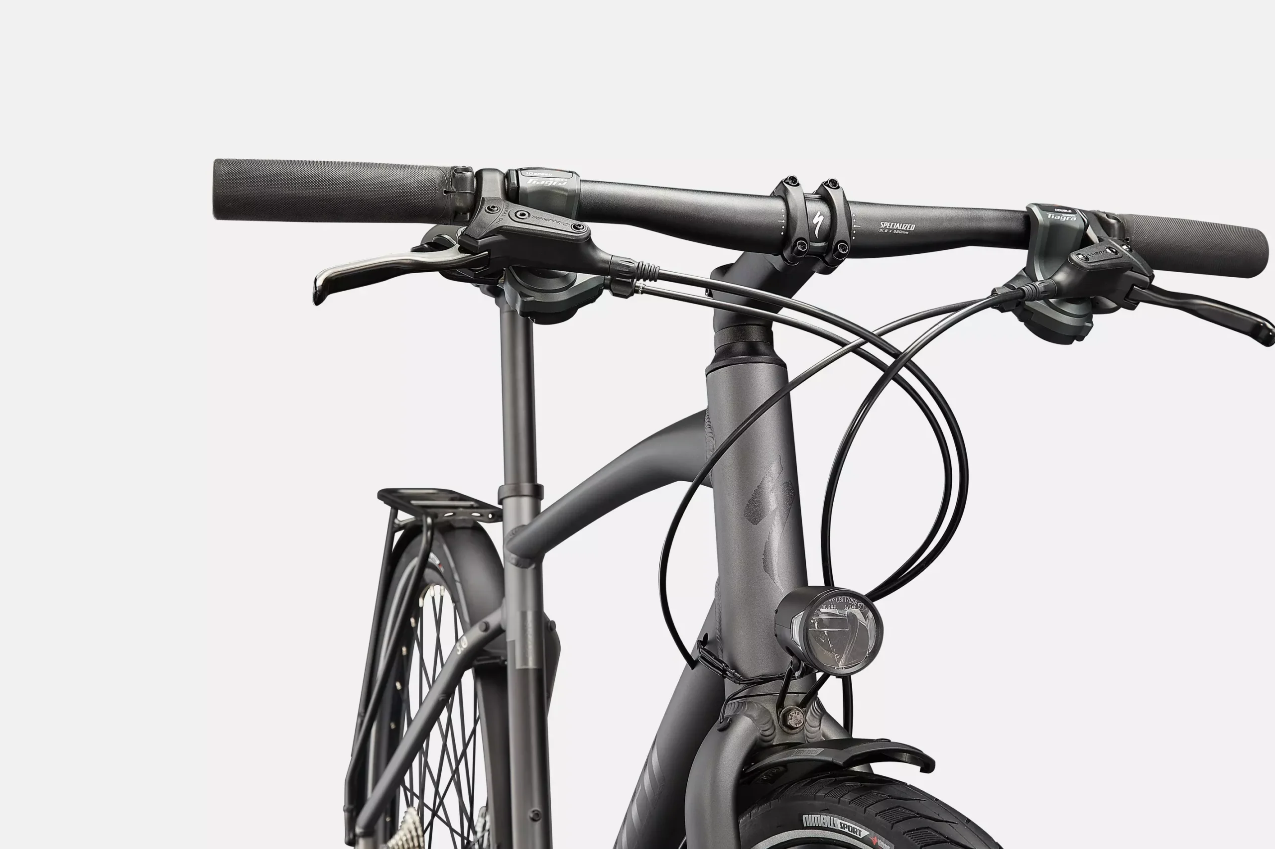 90921 72 SIRRUS 30 EQ SMK BLKREFL 6 scaled