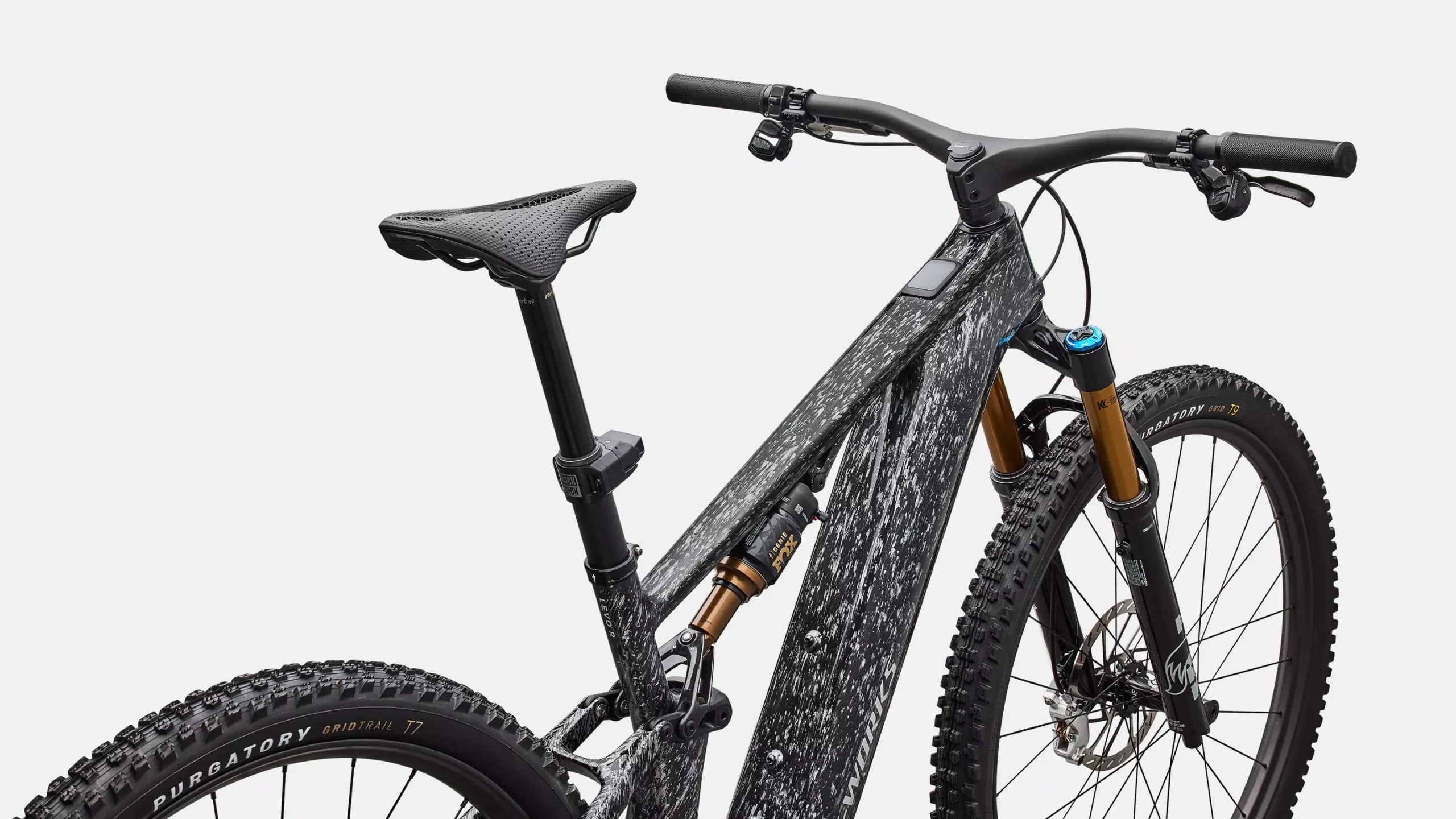 95226-00_LEVO-R-4-SW-SHDWSIL-CARB-SILDST-6 95226 00 LEVO R 4 SW SHDWSIL CARB SILDST 6 scaled