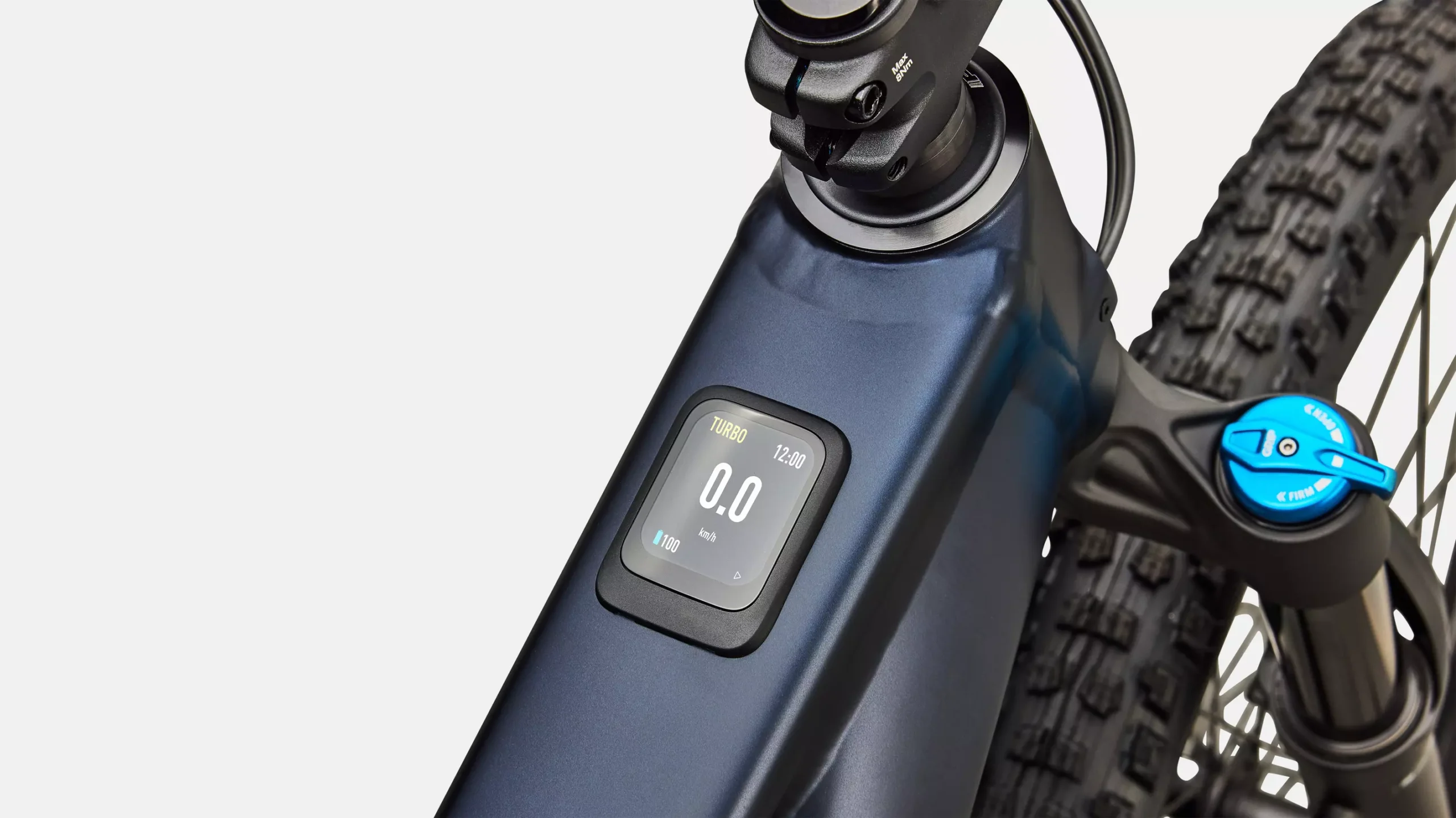 95727 53 LEVO R COMP ALLOY METDPMRNBLU SHDWSIL 1 scaled