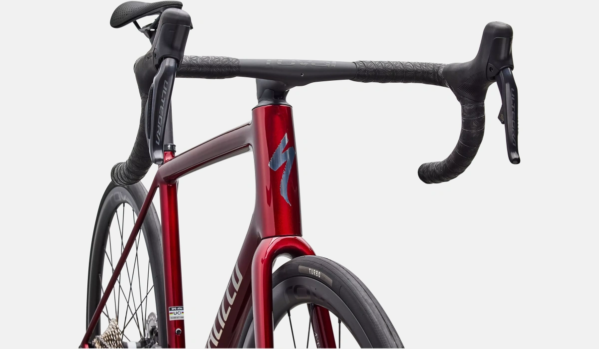 97226 11 AETHOS PRO DI2 REDSKY CHRM 2 scaled