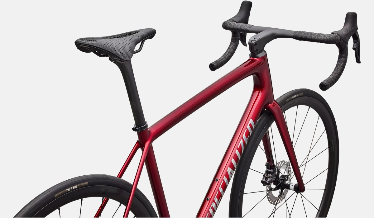 97226 11 AETHOS PRO DI2 REDSKY CHRM 3 scaled