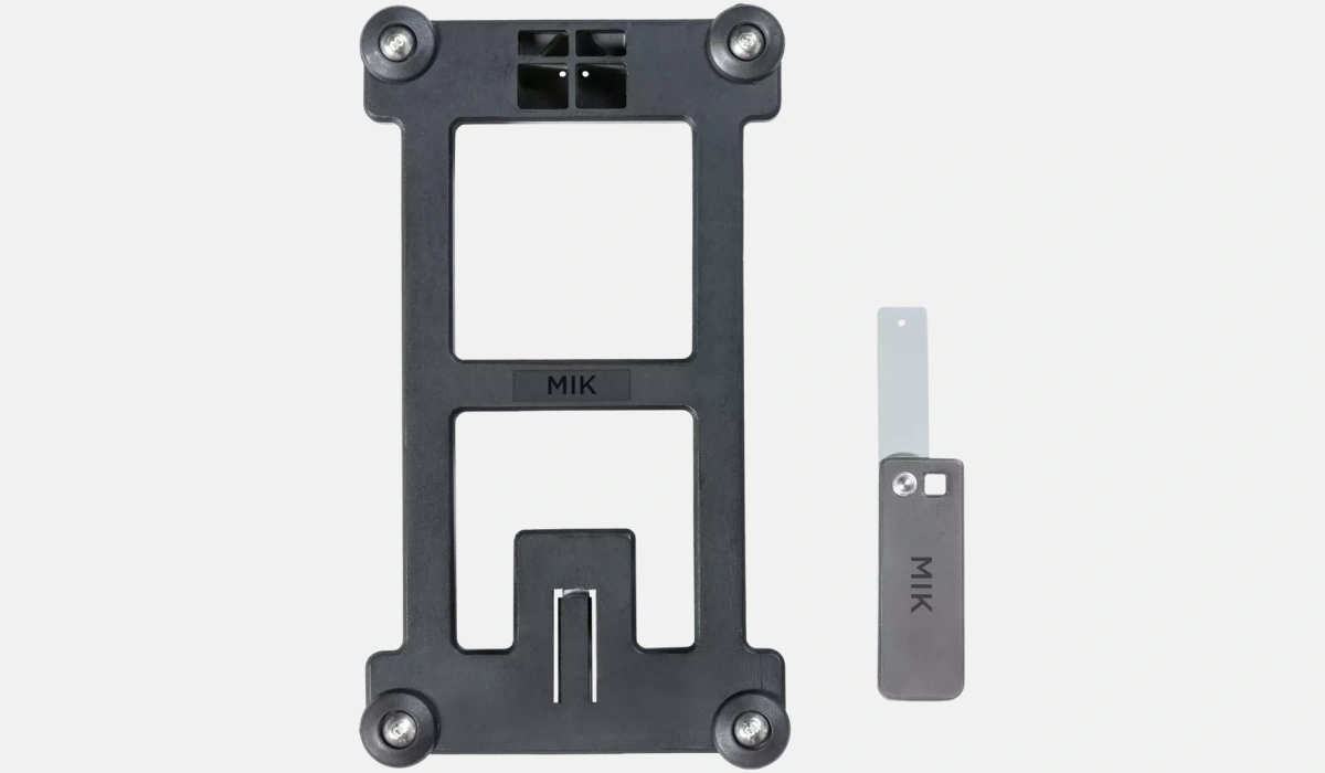 98923 570 CMPNT MIK ADAPTER BLK DETAIL3