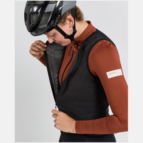 BODY WARMER 2 fd2f0ef9 070c 4a7c a38a 9ed102c334b2