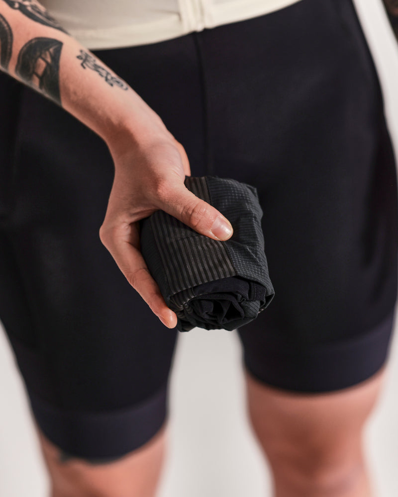 VISVEST BLACK WOMENS5