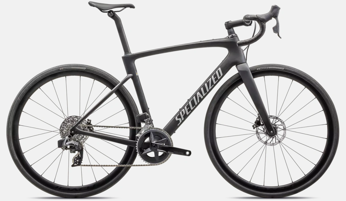 roubaix sl8 expert satin carbon liquid silver 1